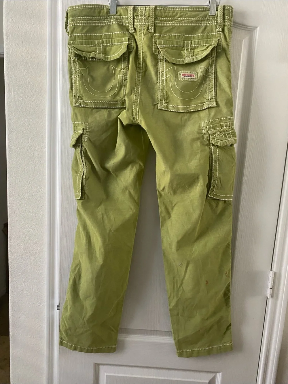 True Religion Y2K Relaxed Ace Cargo Pants Kalamata Green Contrast Stitch 36